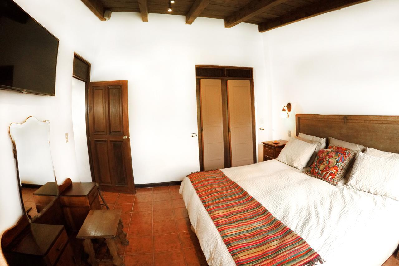 Villas Santa Ana Antigua Luaran gambar